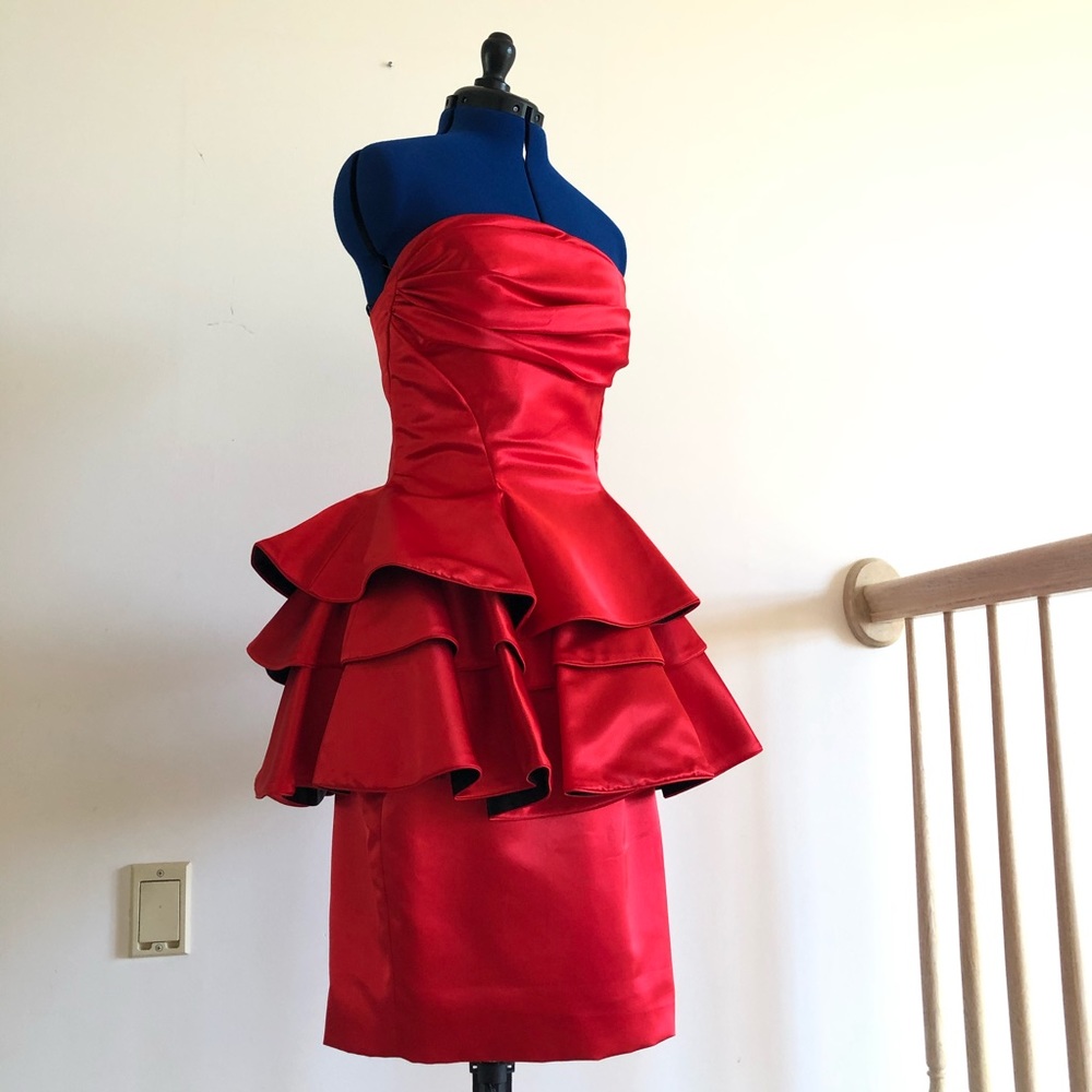 Vintage Cache Exquisite Red NWT 2 Piece